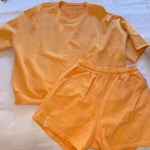Daily drills orange short sleeve sweatset